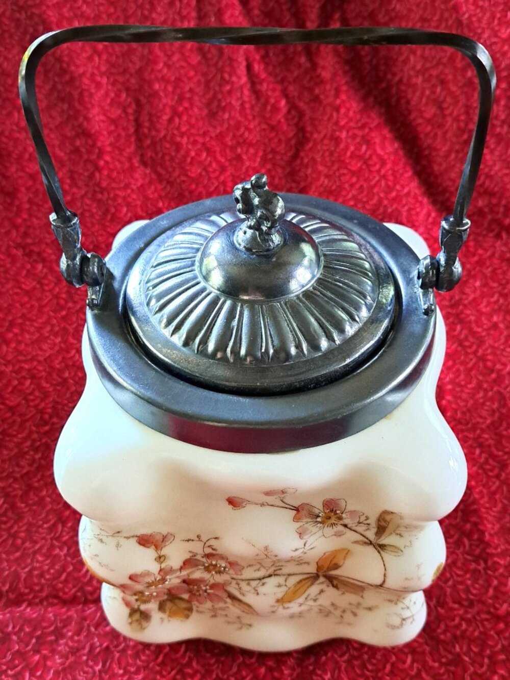 LARGE WAVE CREST EGG CRATE GLASS BISCUIT JAR W LID & HANDLE RARE ANTIQUE FIND